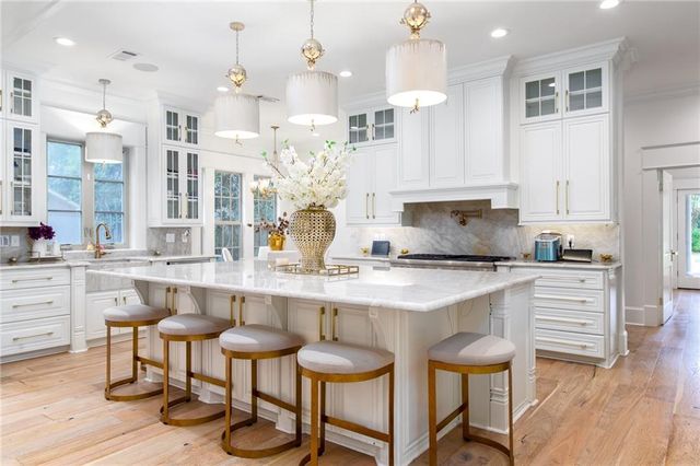 2736 GEORGES Lane, Alexandria, LA 71301