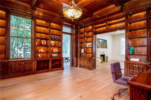 2736 GEORGES Lane, Alexandria, LA 71301