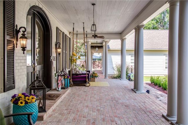 2736 GEORGES Lane, Alexandria, LA 71301