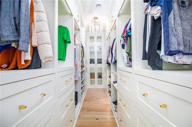 2736 GEORGES Lane, Alexandria, LA 71301