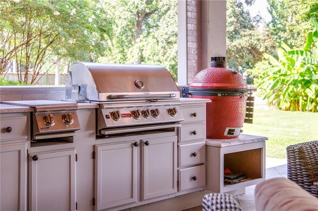 2736 GEORGES Lane, Alexandria, LA 71301