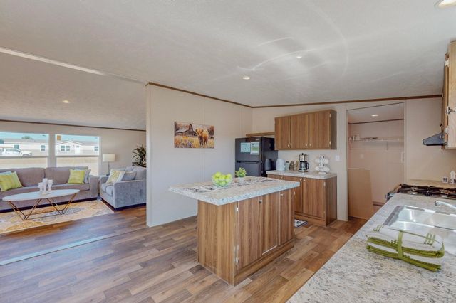 8 Sky Loop, Moriarty, NM 87035