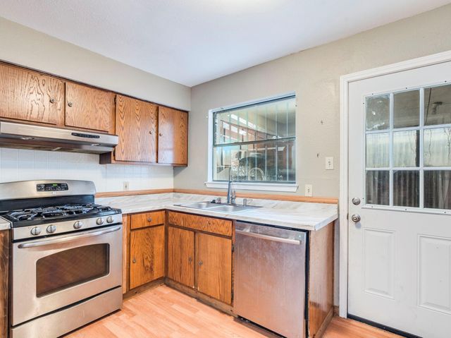 5628 Pinon Vista DR, Austin, TX 78724