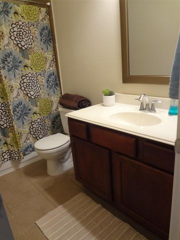 2239 Brown Oak Drive, Conroe, TX 77304