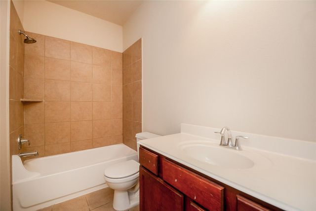 2239 Brown Oak Drive, Conroe, TX 77304