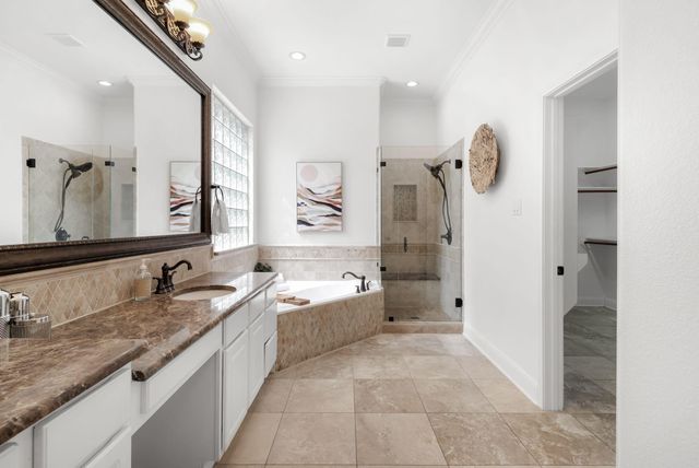 12001 Portofino DR, Austin, TX 78732