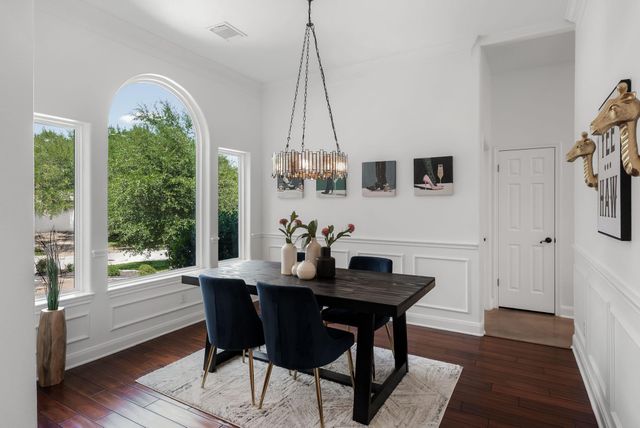 12001 Portofino DR, Austin, TX 78732