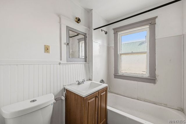239 Rodney Avenue, Buffalo, NY 14214