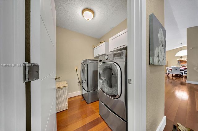 19641 NW 88th Avenue, Hialeah, FL 33018