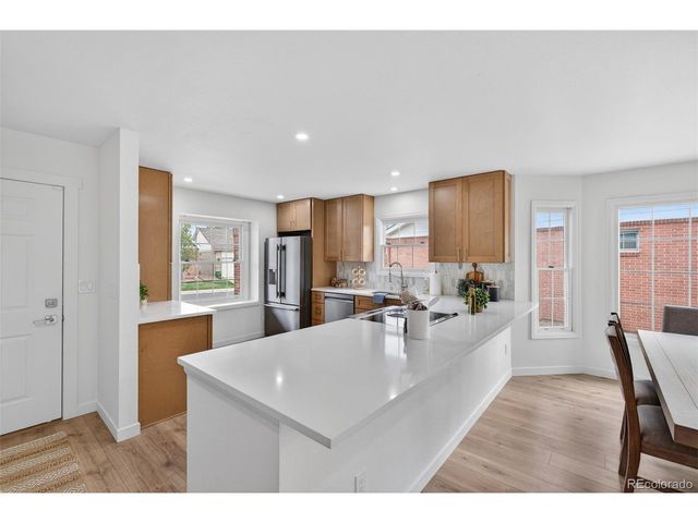 8943 Greenspointe Ln, Highlands Ranch, CO 80130