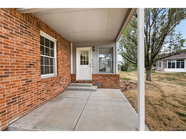 8943 Greenspointe Ln, Highlands Ranch, CO 80130