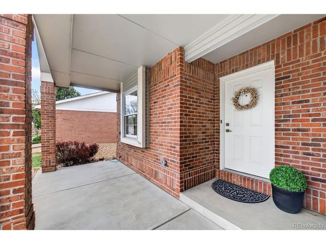 8943 Greenspointe Ln, Highlands Ranch, CO 80130