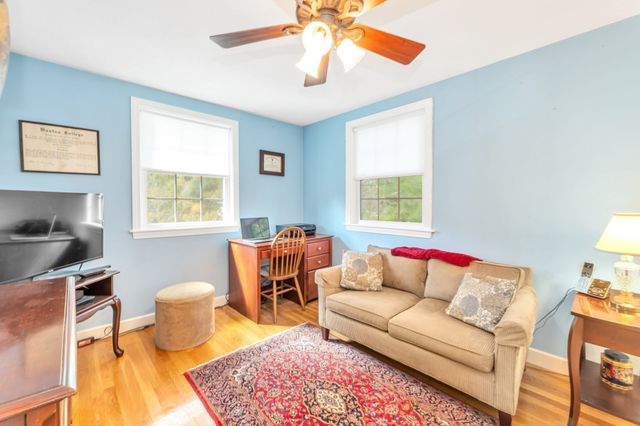 37 Leominster Rd 37, Dedham, MA 02026