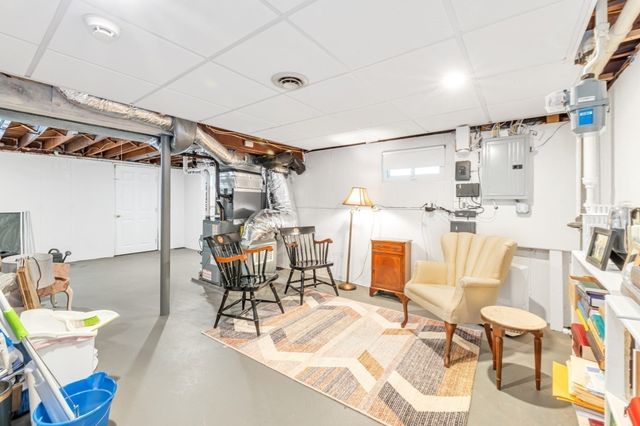 37 Leominster Rd 37, Dedham, MA 02026