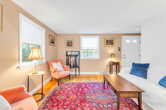 37 Leominster Rd 37, Dedham, MA 02026