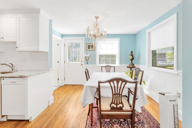 37 Leominster Rd 37, Dedham, MA 02026