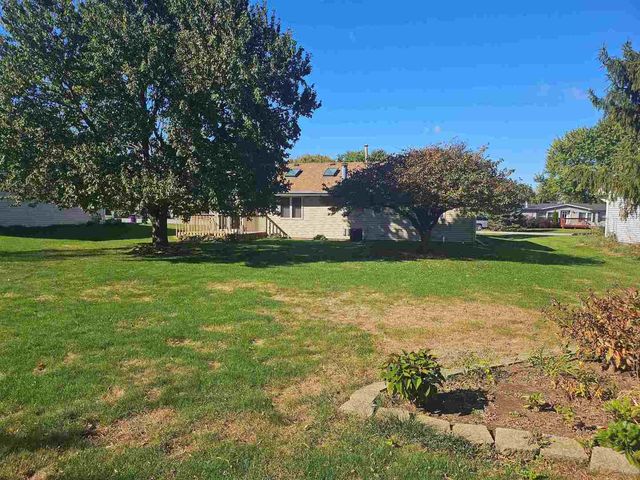 108 SEQUOYAH Court, Poplar Grove, IL 61065