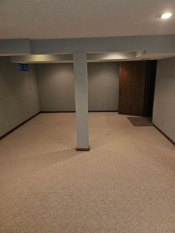 108 SEQUOYAH Court, Poplar Grove, IL 61065