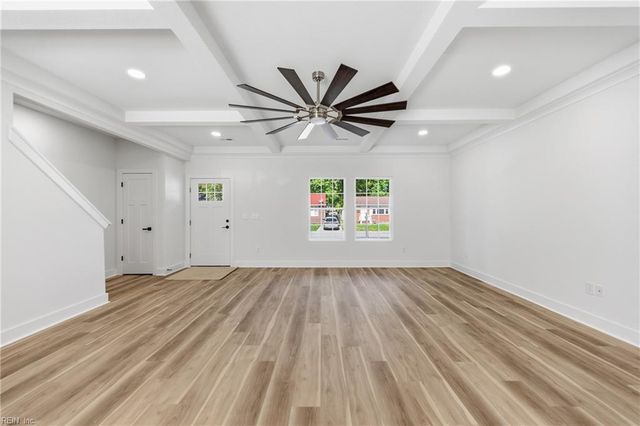 640 44th ST, Newport News, VA 23607