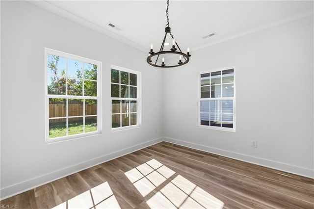 640 44th ST, Newport News, VA 23607