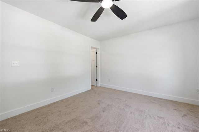 640 44th ST, Newport News, VA 23607