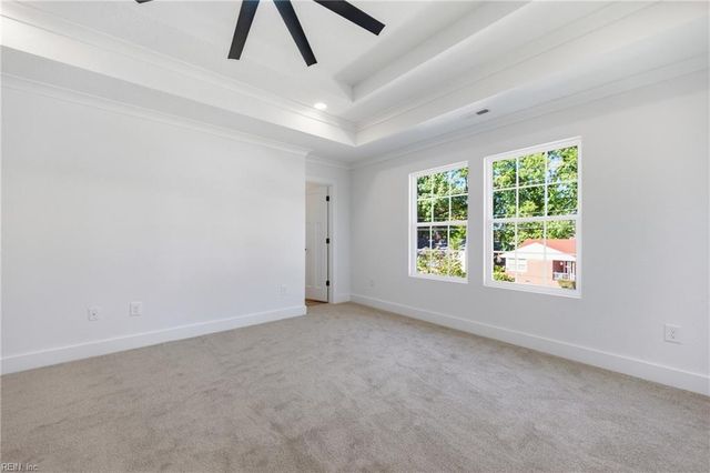 640 44th ST, Newport News, VA 23607