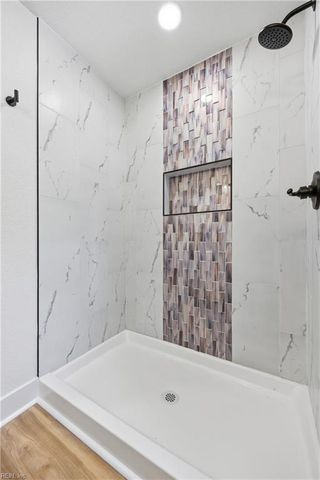 640 44th ST, Newport News, VA 23607