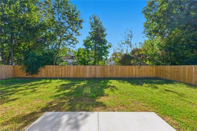 640 44th ST, Newport News, VA 23607