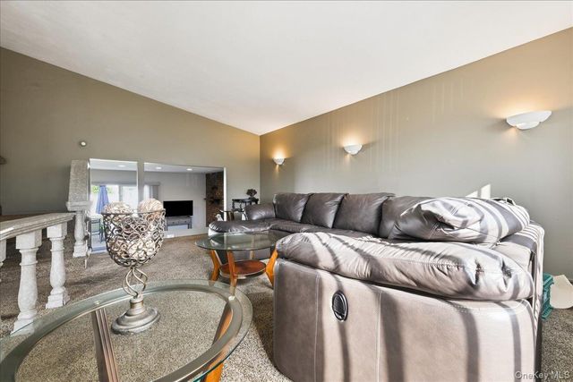 2872 Bayview Avenue, Wantagh, NY 11793
