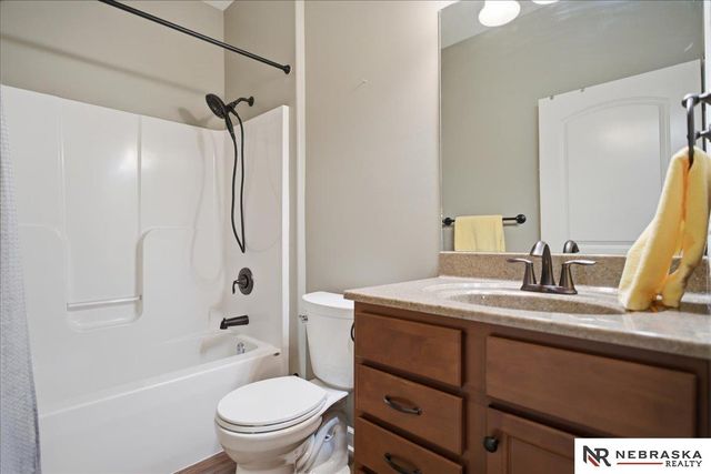 3309 Davy Jones Drive, Plattsmouth, NE 68048