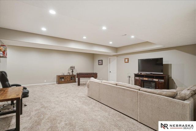 3309 Davy Jones Drive, Plattsmouth, NE 68048