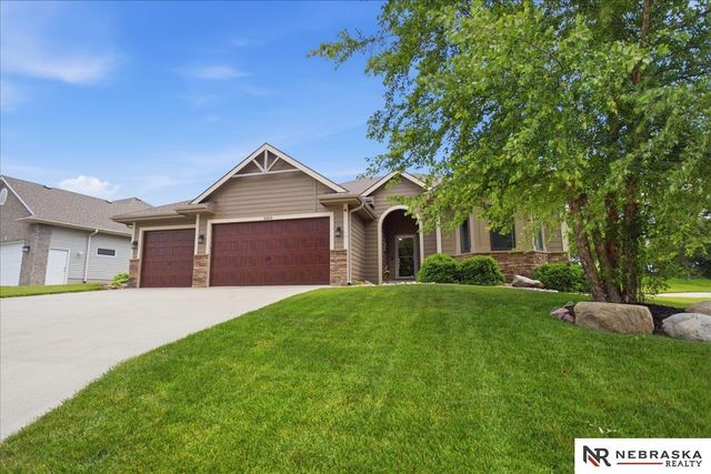 3309 Davy Jones Drive, Plattsmouth, NE 68048