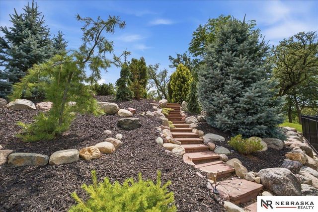 3309 Davy Jones Drive, Plattsmouth, NE 68048