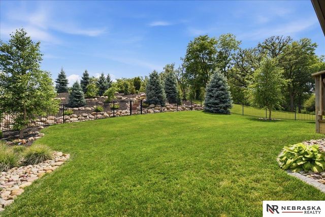 3309 Davy Jones Drive, Plattsmouth, NE 68048