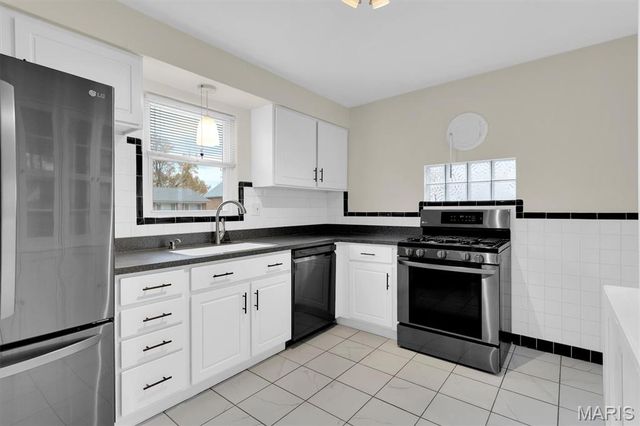 7541 Ahern Avenue, University City, MO 63130