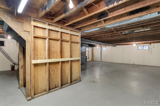 7541 Ahern Avenue, University City, MO 63130