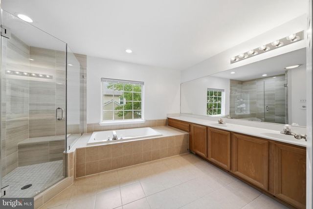 13814 CROWNSGATE WAY, Germantown, MD 20874