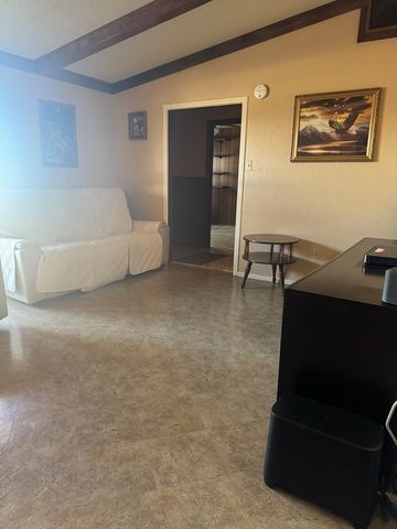 2125 W Lamar Ave, Fort Stockton, TX 79735