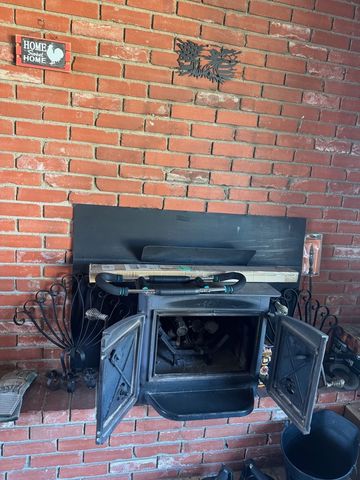 2125 W Lamar Ave, Fort Stockton, TX 79735