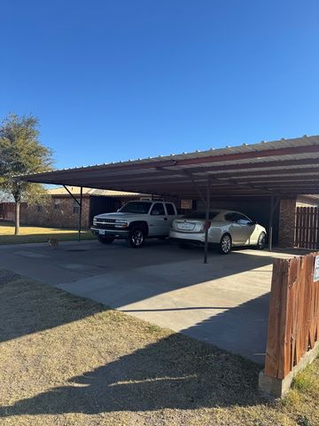 2125 W Lamar Ave, Fort Stockton, TX 79735