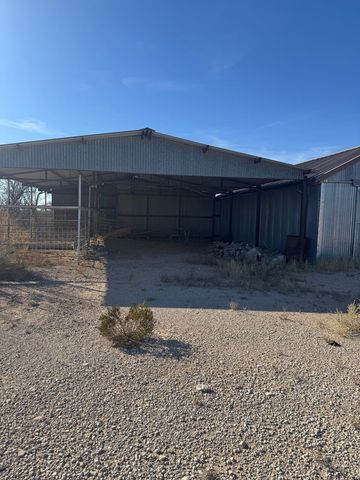 2125 W Lamar Ave, Fort Stockton, TX 79735