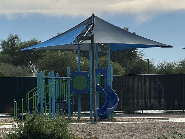 30287 N SUNRAY Drive, San Tan Valley, AZ 85143