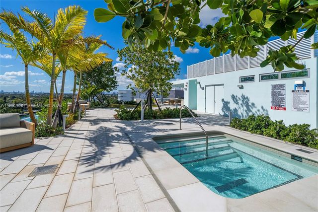 9201 E Bay Harbor Drive 302, Bay Harbor Islands, FL 33154