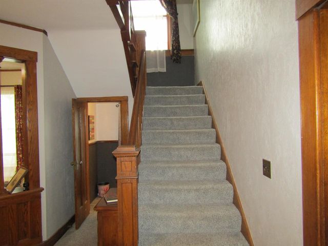 129 S 10th St., Salina, KS 67401