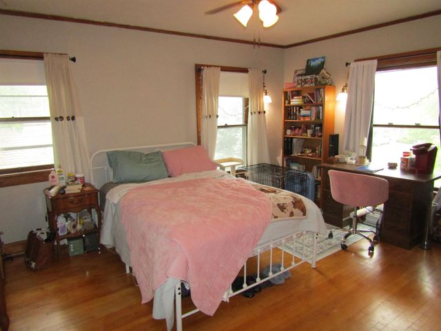 129 S 10th St., Salina, KS 67401
