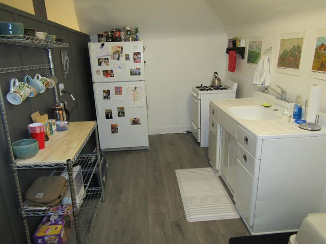 129 S 10th St., Salina, KS 67401