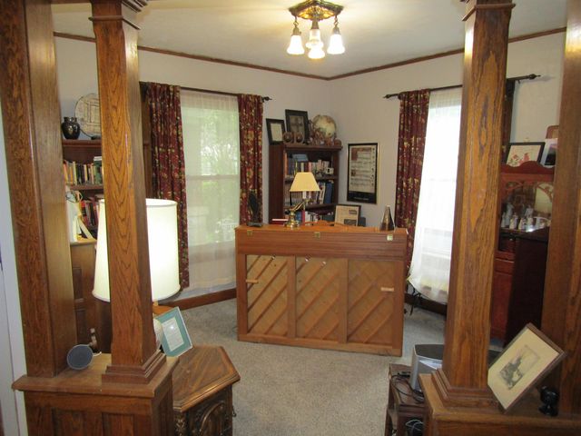 129 S 10th St., Salina, KS 67401