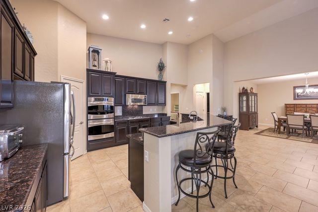 2668 Bad Rock Circle, Henderson, NV 89052