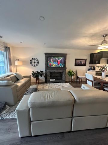 3321 6th Way E D, West Fargo, ND 58078