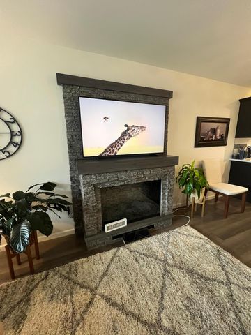 3321 6th Way E D, West Fargo, ND 58078